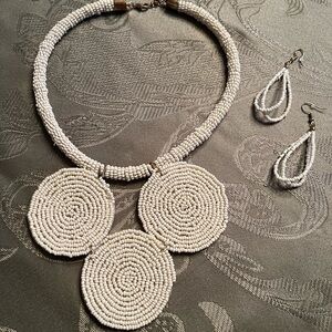 Statement Necklace w/Earrings